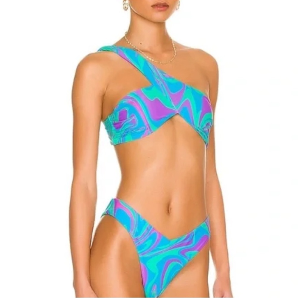 WeWoreWhat-Marble Bikini XS Set, Blue Ocean: Asymmetrical Top, Adjustable Bottom